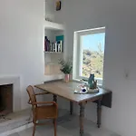 Avra, A Serene Cycladic With Private Pool Overlooking The Aegean Sea