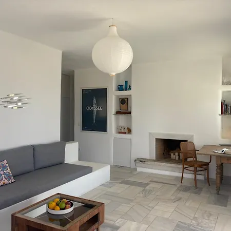 Avra, A Serene Cycladic With Private Pool Overlooking The Aegean Sea