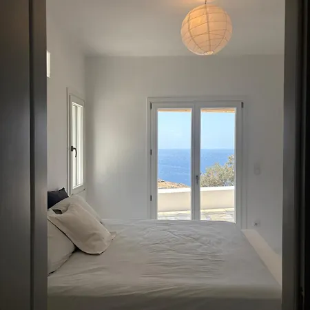 Avra, A Serene Cycladic With Private Pool Overlooking The Aegean Sea *