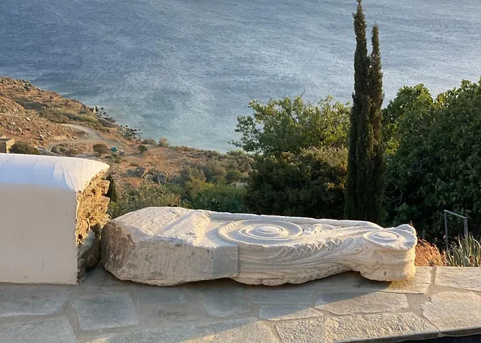 Avra, A Serene Cycladic With Private Pool Overlooking The Aegean Sea *