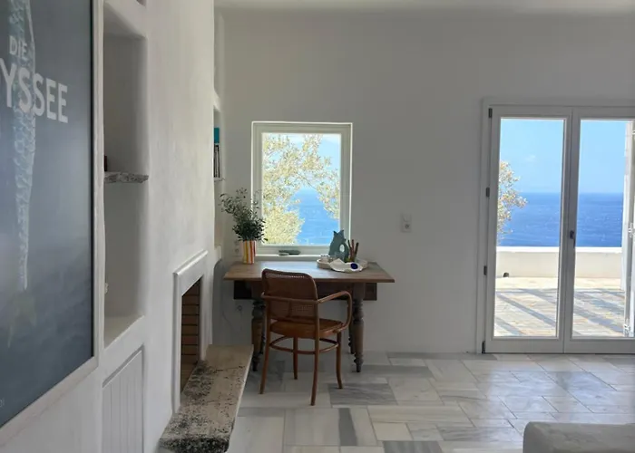 公寓 Avra, A Serene Cycladic With Private Pool Overlooking The Aegean Sea