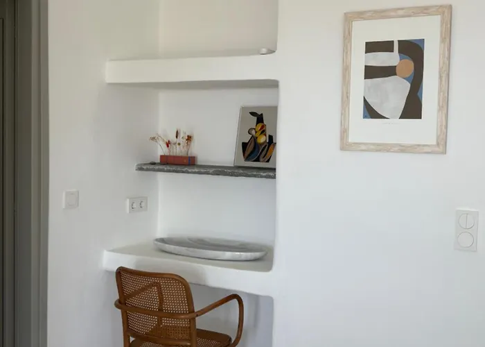 Avra, A Serene Cycladic With Private Pool Overlooking The Aegean Sea 公寓 *