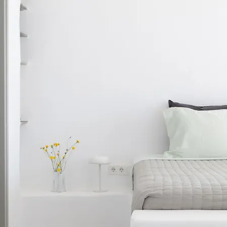 Avra, A Serene Cycladic With Private Pool Overlooking The Aegean Sea