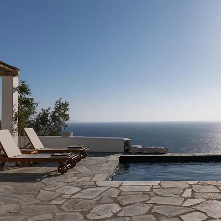 Avra, A Serene Cycladic With Private Pool Overlooking The Aegean Sea Apartamento Batsi